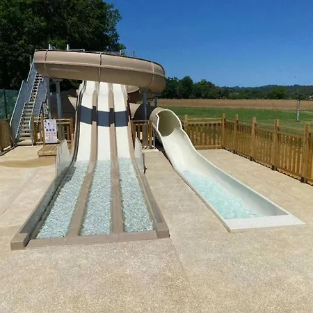 4 Etoiles - Piscine - Ef0ii0 Proissans